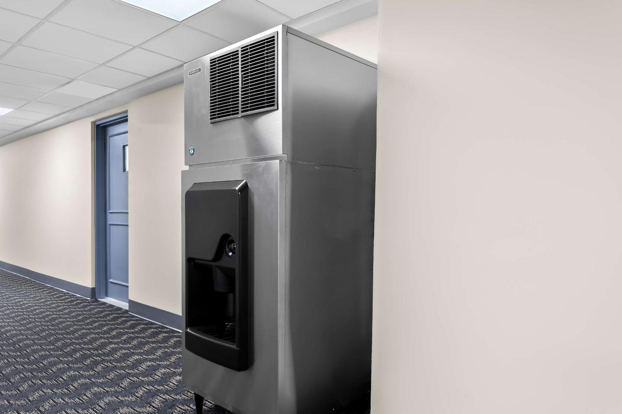 Surestay Plus By Best Western Windsor Buitenkant foto