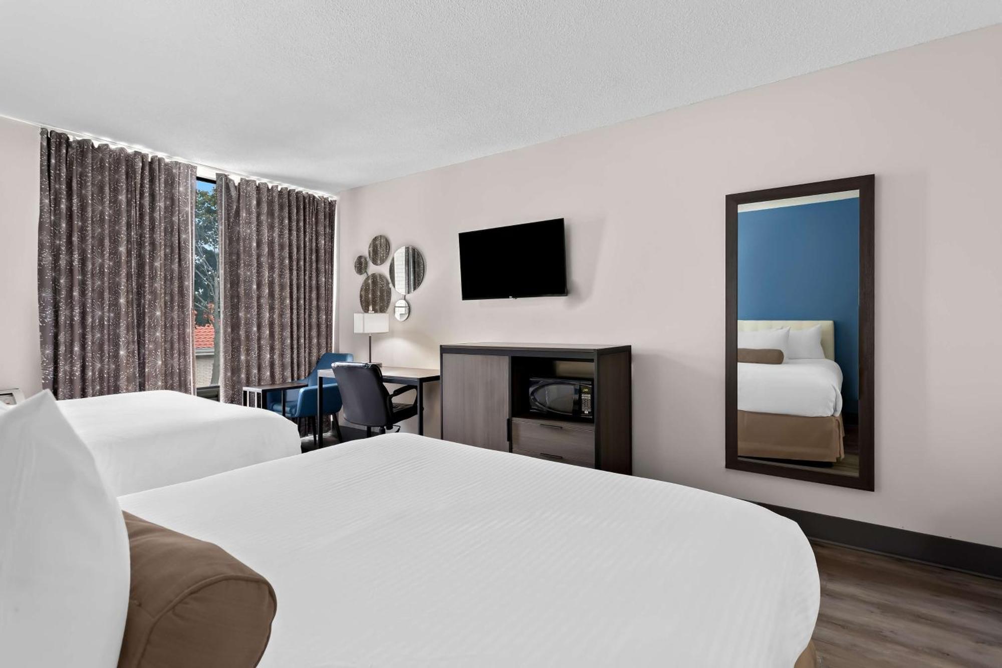 Surestay Plus By Best Western Windsor Buitenkant foto