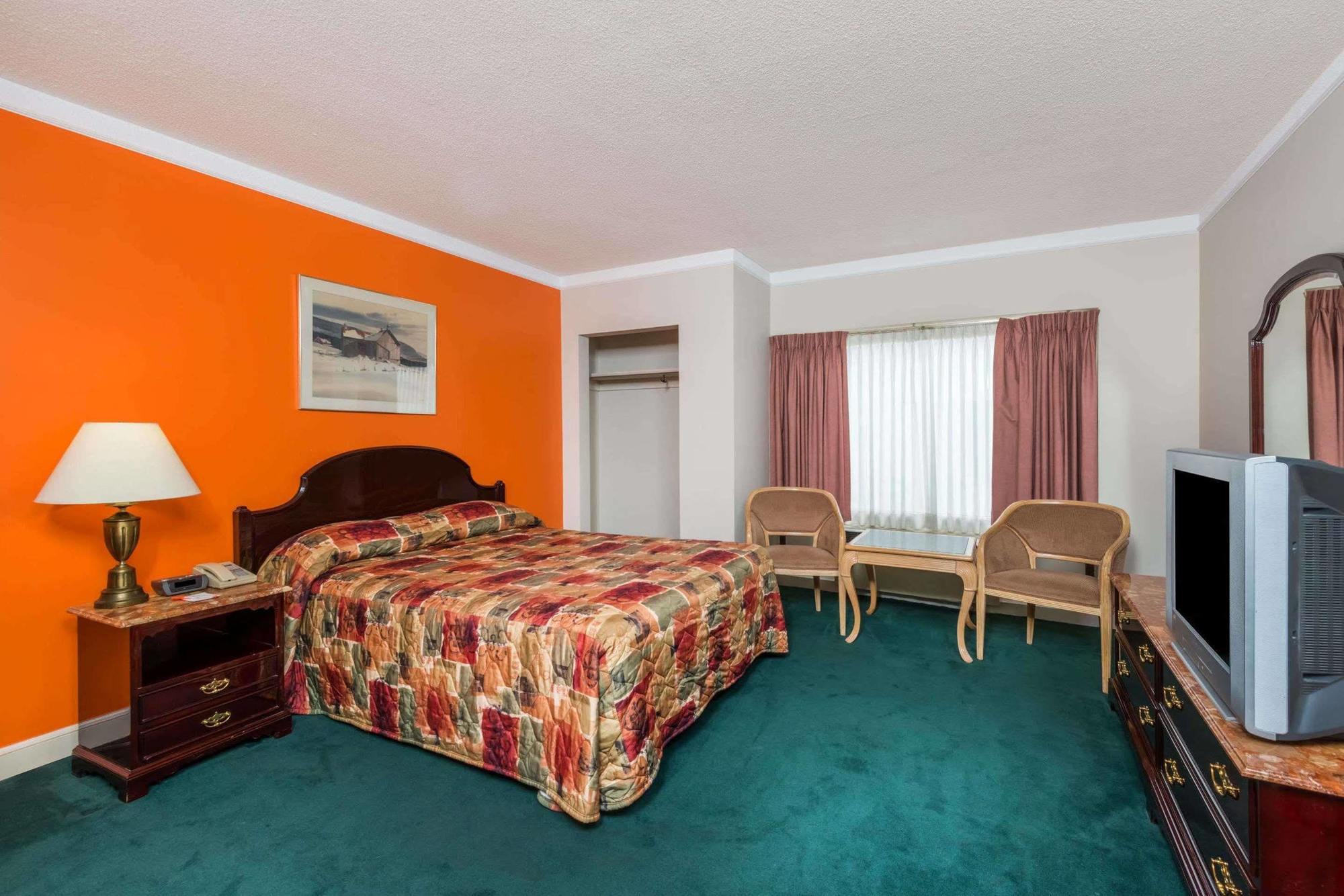 Surestay Plus By Best Western Windsor Buitenkant foto